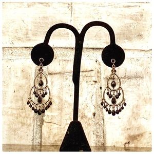 SOLD. Black glass chandelier earrings (GUC) 2”